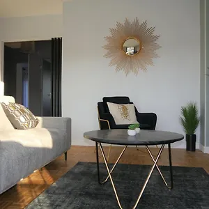 appartement-le-celeste-113-deux-chambres.midi-pyreneeshotels.com/